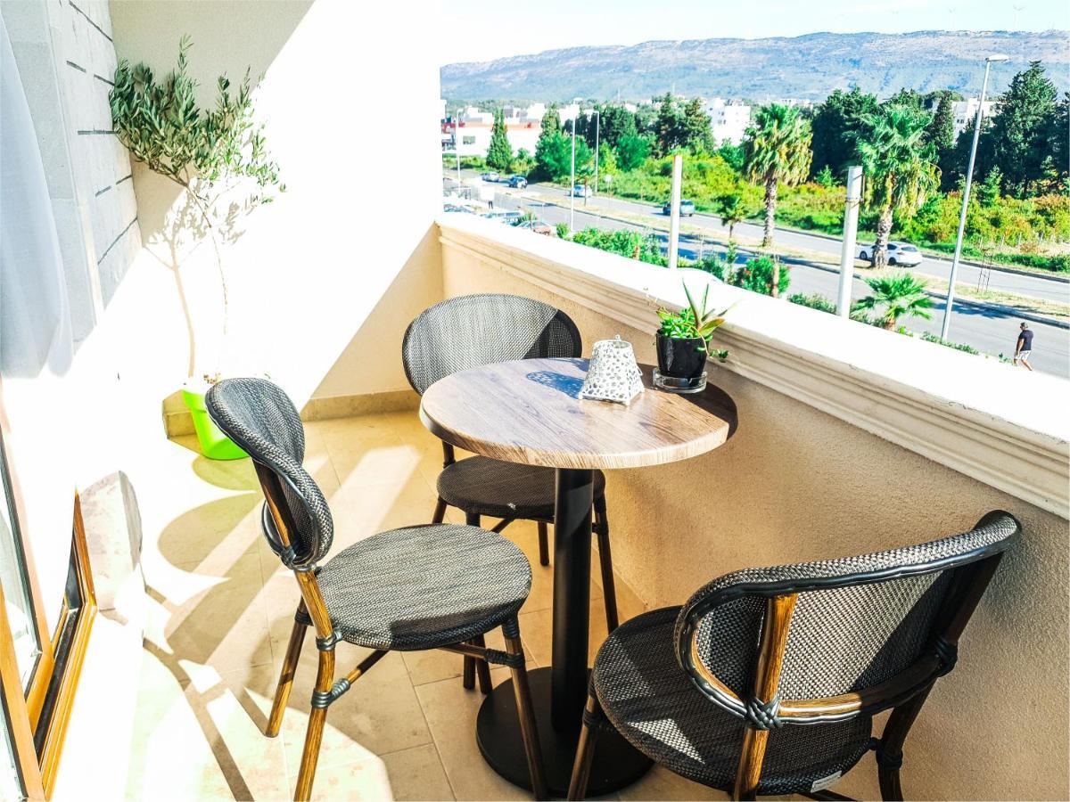 Lacasa Apartments & Restaurant Ulcinj Exterior photo