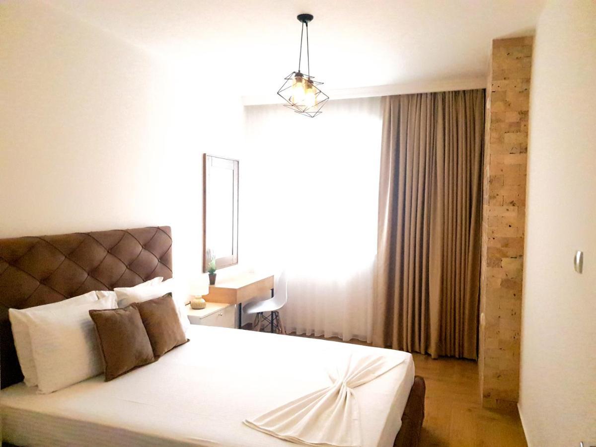 Lacasa Apartments & Restaurant Ulcinj Exterior photo