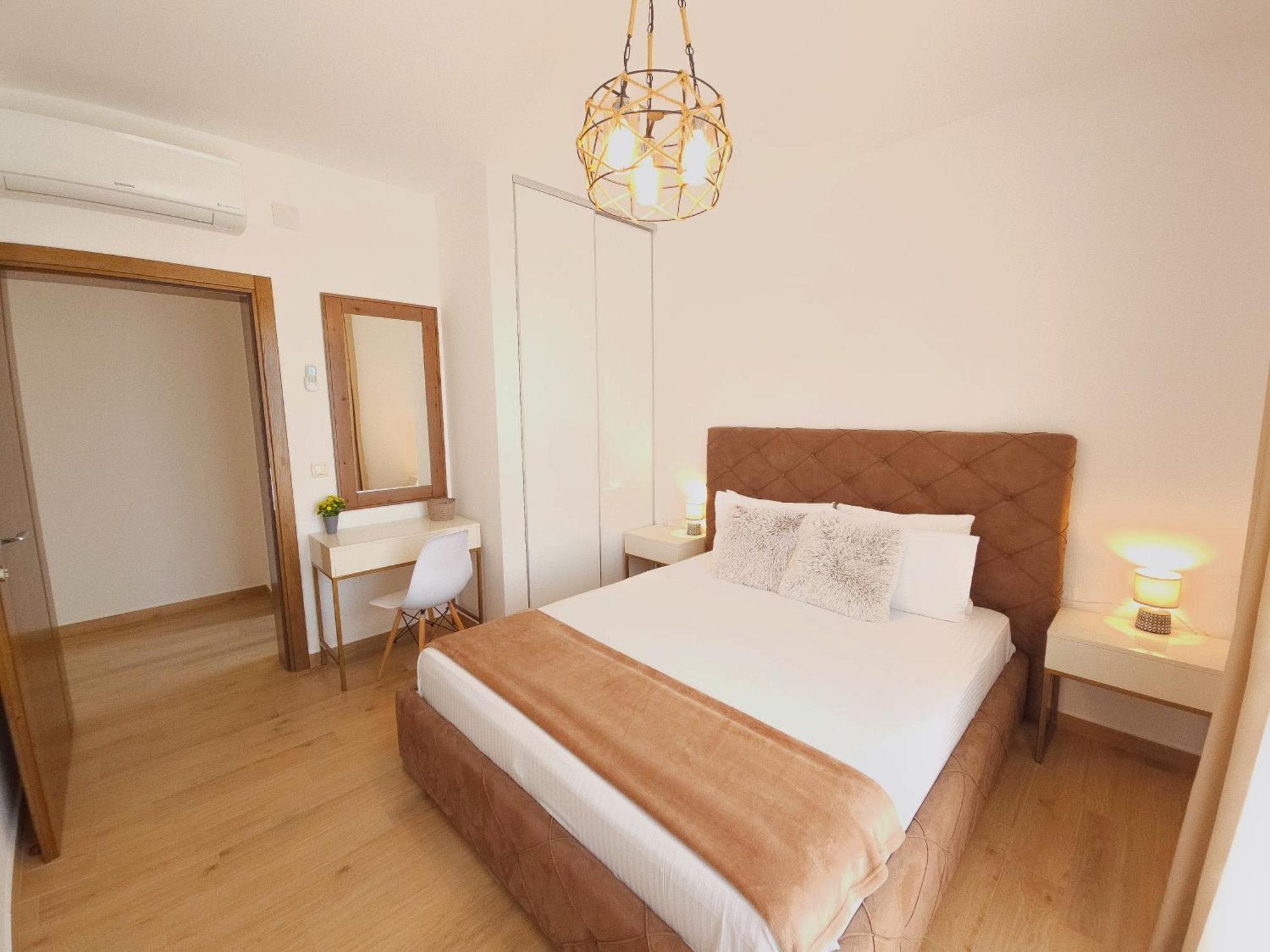 Lacasa Apartments & Restaurant Ulcinj Exterior photo