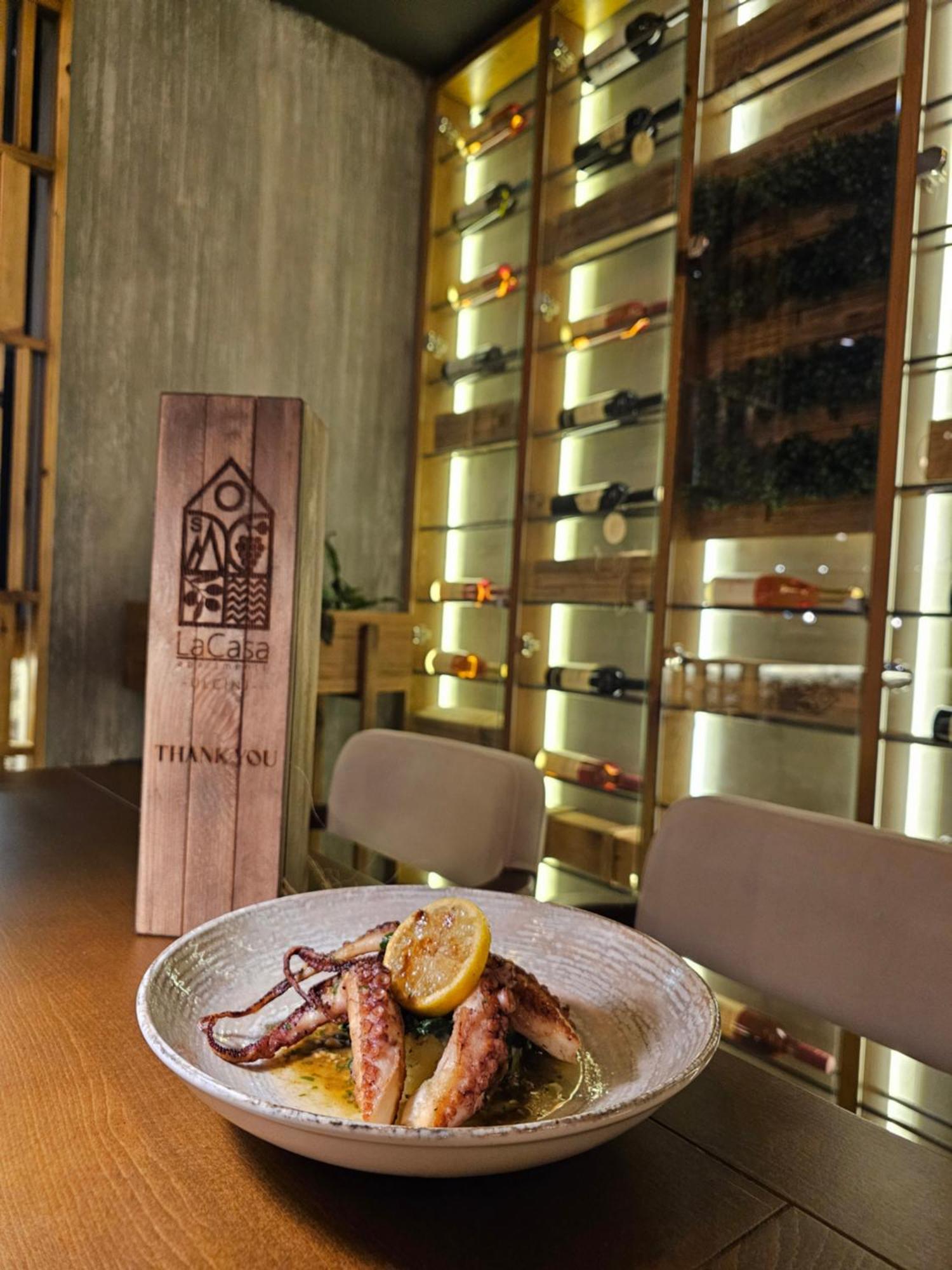 Lacasa Apartments & Restaurant Ulcinj Exterior photo